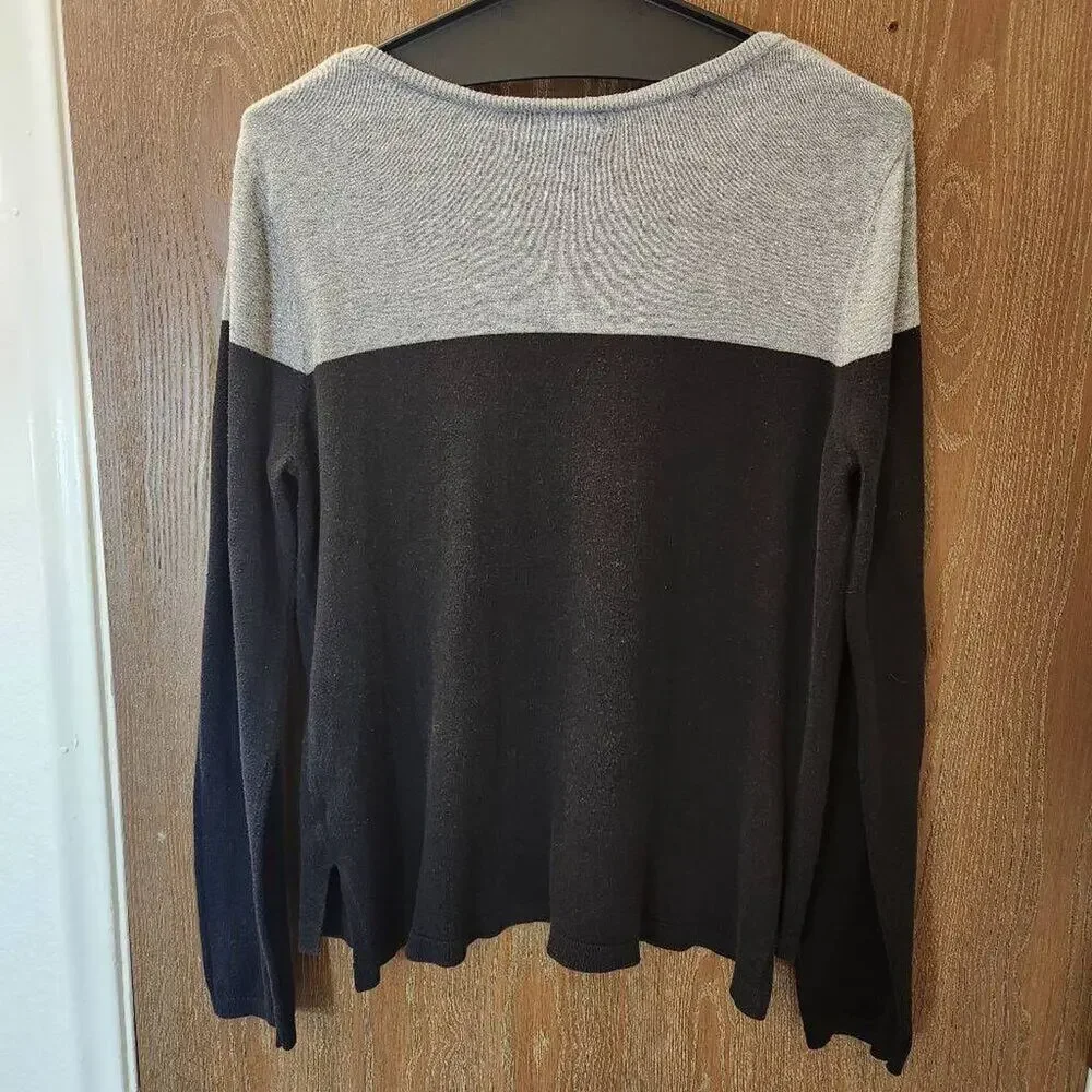 Calvin Klein Black and Gray Long Sleeved Blouse Size Large